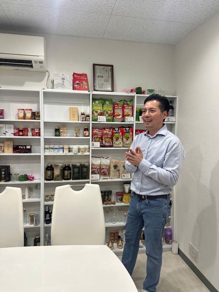 プレゼンテーションおよび商品展示の視察